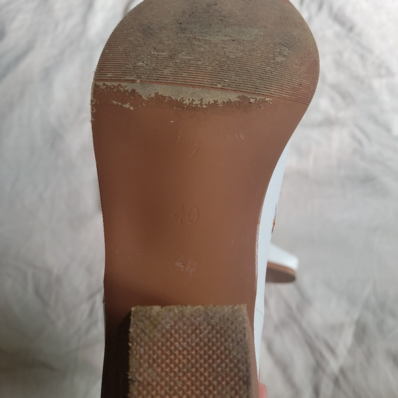 Embroidered cowgirl boots - Picture 5 of 6